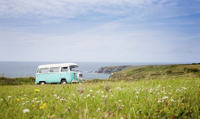 vw-bus-1845719_640