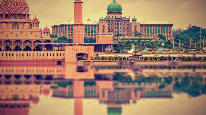 putra-mosque-3193887_1920