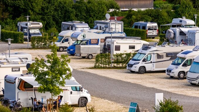Wohnmobil Stellplatz Donaubad Ulm