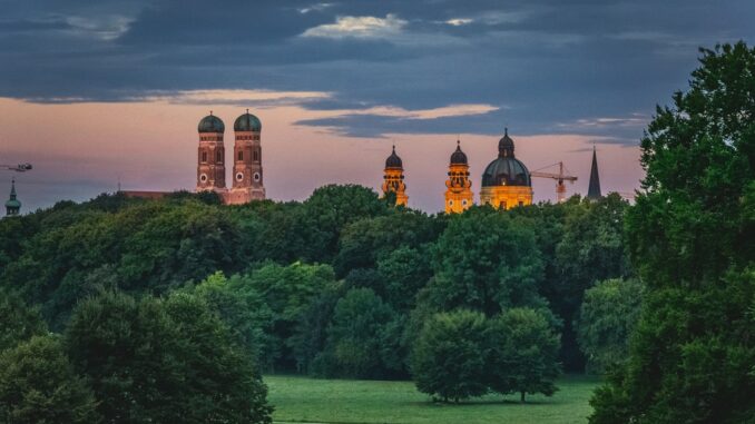 sandra-grunewald-EoTaEMulwCg-unsplash